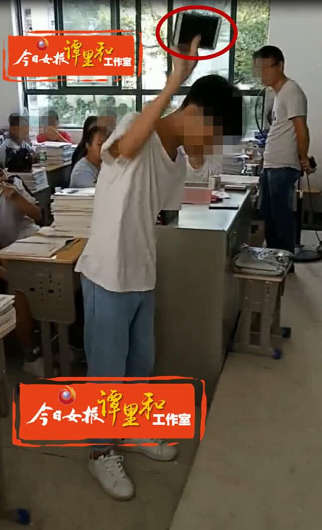 มาดูกัน!! ผลของการนำมือถือเข้าห้องเรียนในเมืองจีน