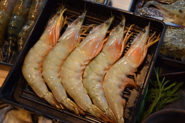 อร่อยปักหมุด : You & I Premium Suki Buffet  วัตถุดิบชั้นเลิศกับโปร ปูม้าไม่อั้นถึงสิ้นเดือนตุลานี้