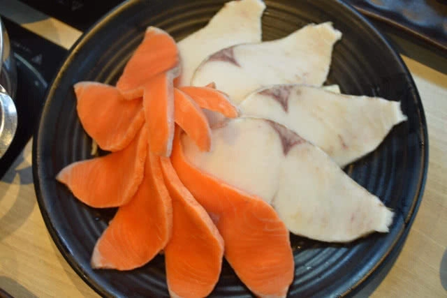 อร่อยปักหมุด : You & I Premium Suki Buffet  วัตถุดิบชั้นเลิศกับโปร ปูม้าไม่อั้นถึงสิ้นเดือนตุลานี้