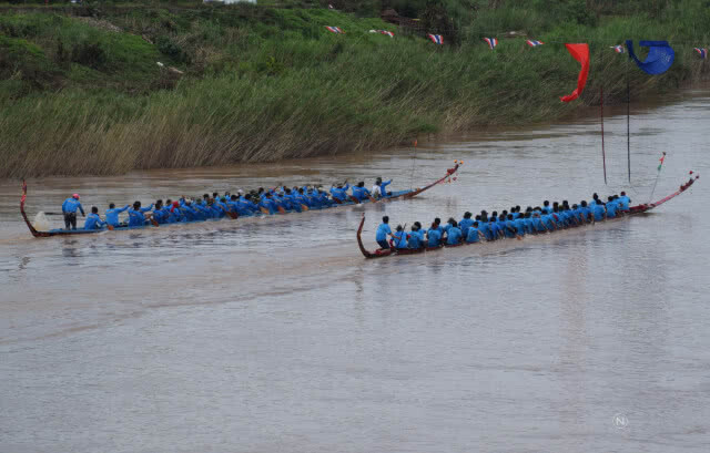 เปิดงานประเพณีแข่งเรือ จ.น่าน