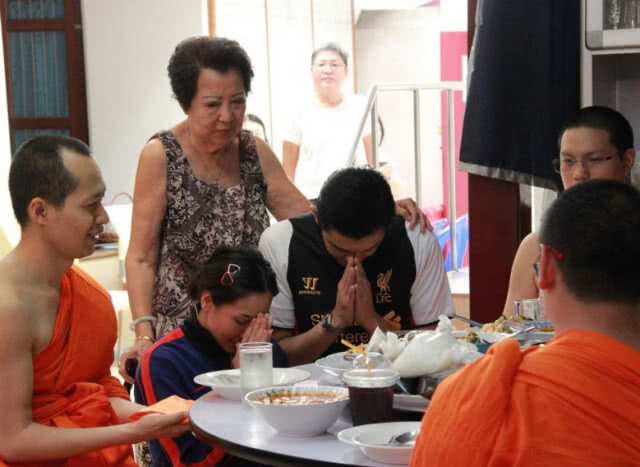 "ศรราม" เตรียมจัดพิธีแต่ง "ติ๊ก" ธ.ค.นี้ เผยภรรรยาท้องได้ 44 วัน