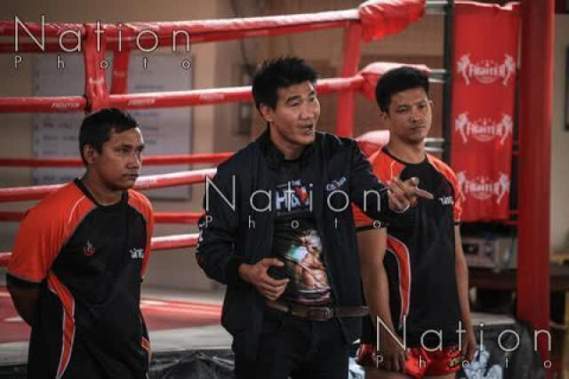 "สมรักษ์" จ่อเจอดาบ 2 "ออกจากราชการ"