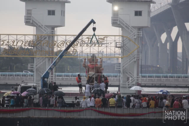 (ภาพชุด) อัญเชิญพระพระพิฆเนศกลับสู่สวรรค!!! งานคเณศจตุรถีครั้งที่ 11