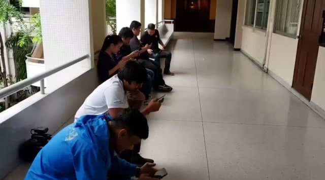"อัจฉริยะ" เข้าพบ ผบช.น. พร้อมปฏิเสธให้สัมภาษณ์สื่อ