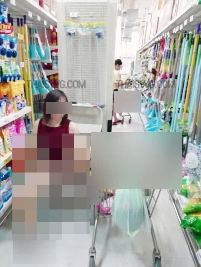 (คลิป) ตร.เร่งล่าตัว!!! หนุ่มสาวถ่ายรูปโชว์เซ็กซ์สยิวกลางห้าง จ่อเอาผิดคนโพสต์