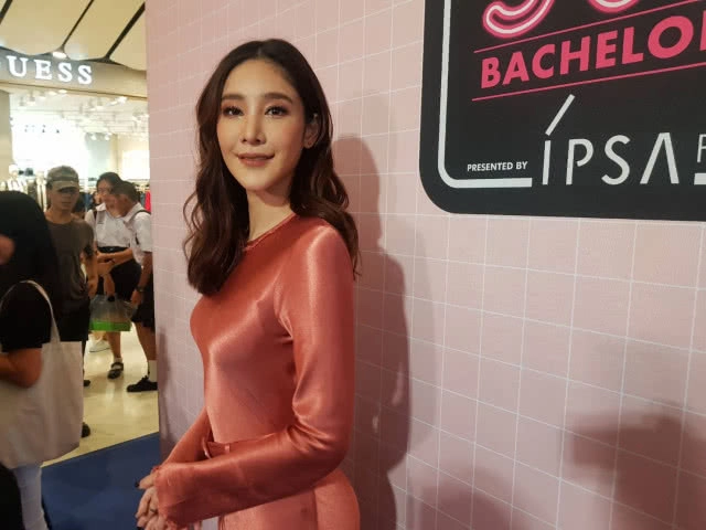 ไม่จบง่ายๆ! สงครามโซเชียล ระหว่าง "แตงโม-เอิร์ก"