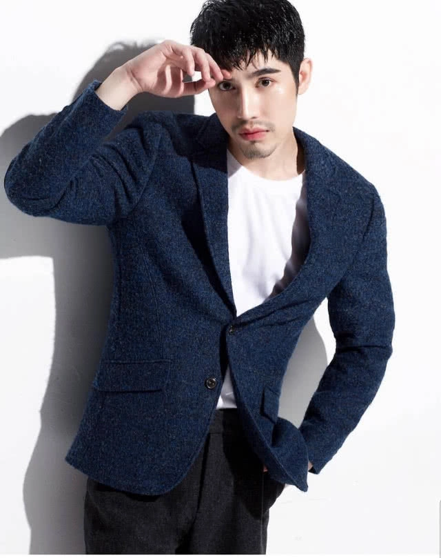 ไม่จบง่ายๆ! สงครามโซเชียล ระหว่าง "แตงโม-เอิร์ก"