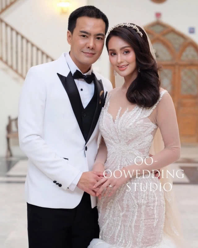 ภาพชุด..พรีเวดดิ้งเซ็ทใหญ่ "เคลลี่-นาย"