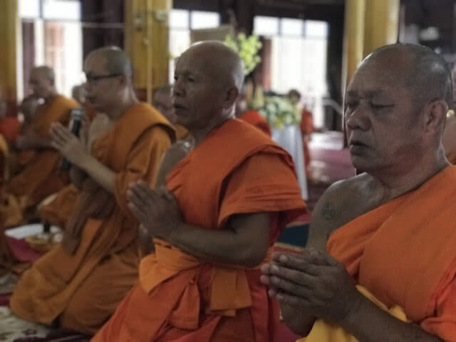 แม่ฮ่องสอน ถวายพระพรชัยให้ในหลวง ร.10