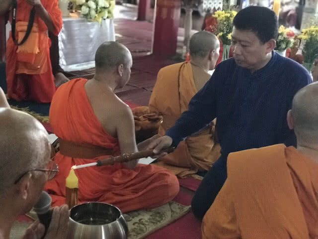 แม่ฮ่องสอน ถวายพระพรชัยให้ในหลวง ร.10