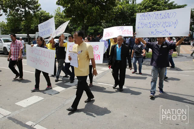 ศาลยกคำร้อง! ไต่สวนฉุกเฉินปมรถตู้ - "ศรีสุวรรณ" เตรียมร้องนายกฯ