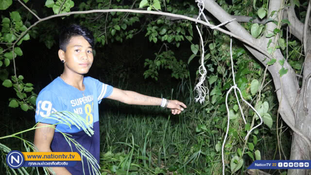 สาวใหญ่เครียดเผาบ้าน-ผูกคอตายหนีผิด โชคดีชาวบ้านช่วยทัน