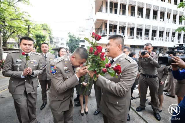 "บิ๊กโจ๊ก" เข้ารับตำแหน่ง ผู้บัญชาการสำนักงานตรวจคนเข้าเมือง