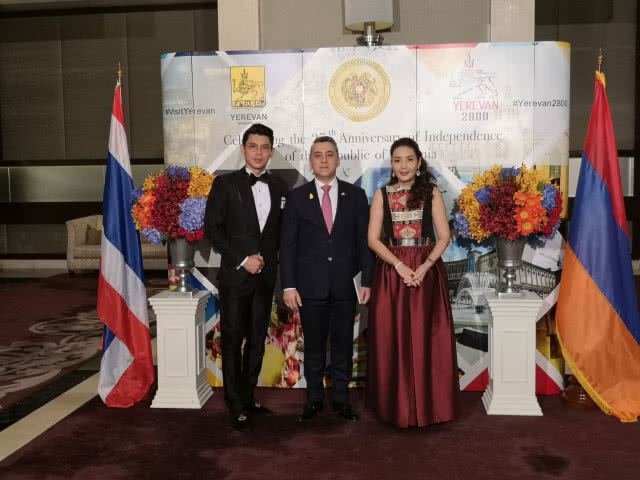 จัดงานฉลอง "27 ปี สาธารณรัฐอาร์เมเนีย"