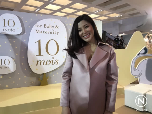 "เอมมี่ มรกต" แฮปปี้ สามีตามใจสุดตัว