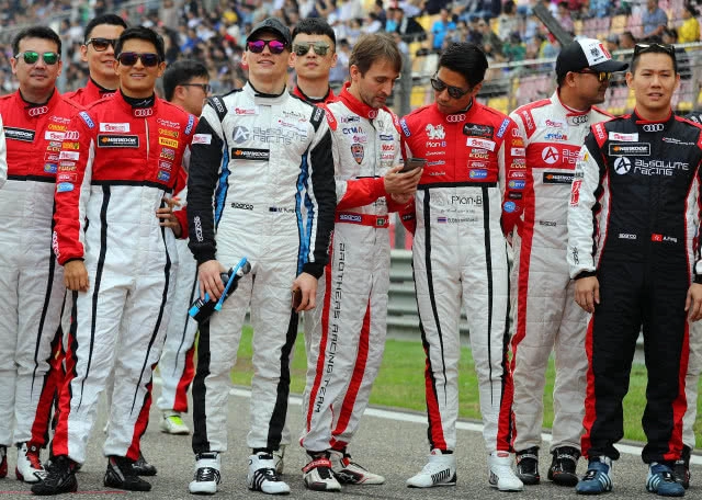 'สิงห์-แพลนบี' ขึ้นโพเดียมที่เซี่ยงไฮซิ่งมาราธอน เอสไอซี 888 กิโลเมตร