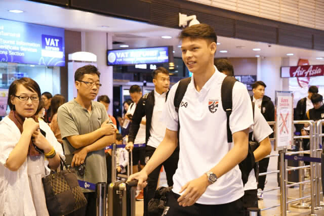 ช้างศึก ออกเดินทางสู่ฮ่องกง, ราเยวัชตั้งเป้าทดลองแข้งและแท็คติกใหม่ พร้อมคว้าผลสกอร์ที่ดีกลับไทย
