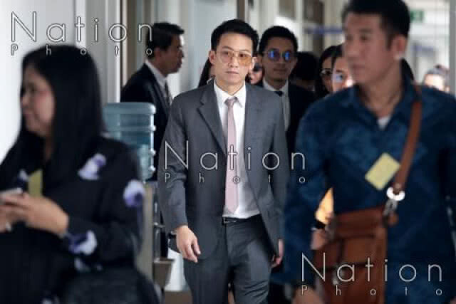 ศาลให้ประกัน "โอ๊ค" 1 ล้าน ห้ามออกนอกประเทศ