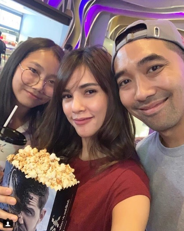 สิ้นสุดการรอคอย!!! "อุ้ม-บอล" เฉลยเพศลูกพร้อมชื่อผ่านสื่อ