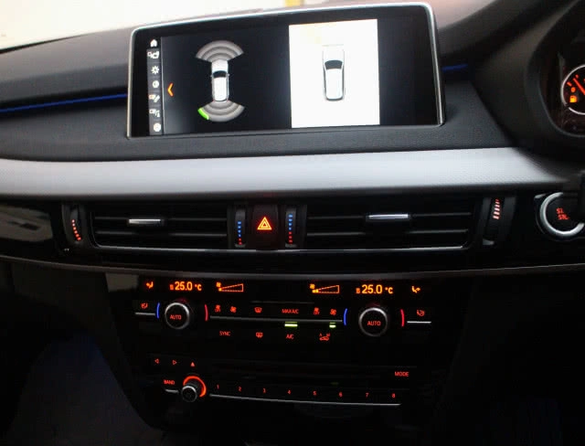 ไปไหนก็ได้กับ " bmw x5 xdrive40e m sport"  ขับสนุกสองระบบ