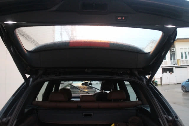 ไปไหนก็ได้กับ " bmw x5 xdrive40e m sport"  ขับสนุกสองระบบ