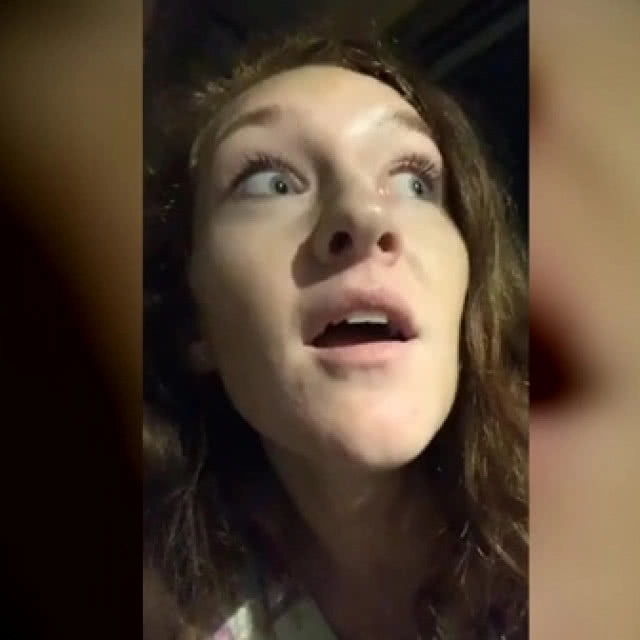 (คลิป) สาวสุดระทึก หมีบุกโรงแรมเดินหาของกิน