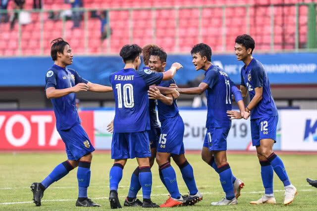 "ช้างศึกU19" เฉือน โสมแดง 2-1 ทะลุน็อคเอ้าท์ ชิงแชมป์เอเชีย