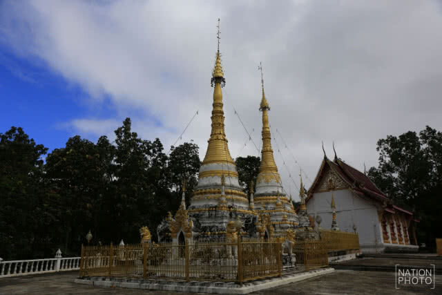 ศุกร์(สุข)ละวัด : พระธาตุสี่จอม