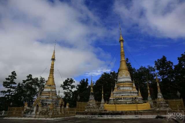 ศุกร์(สุข)ละวัด : พระธาตุสี่จอม