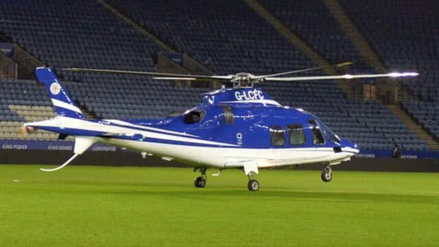 ฮ. "เสี่ยวิชัย" เจ้าของทีมเลสเตอร์ ซิตี้ ตกข้างสนาม King Power Stadium
