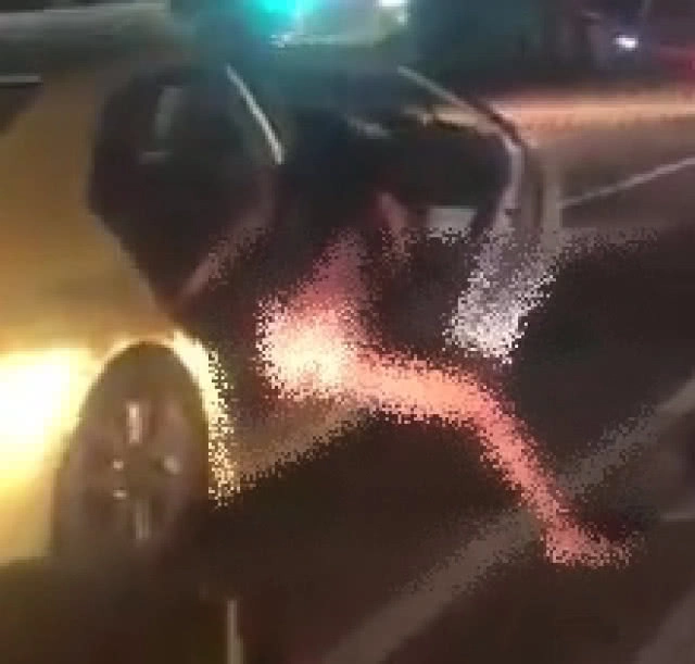 เจอตัวแล้วสาวฉี่กลางแยกอโศก ที่แท้สาวมะกันรับสุดกลั้น