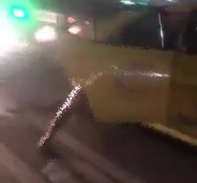 เจอตัวแล้วสาวฉี่กลางแยกอโศก ที่แท้สาวมะกันรับสุดกลั้น