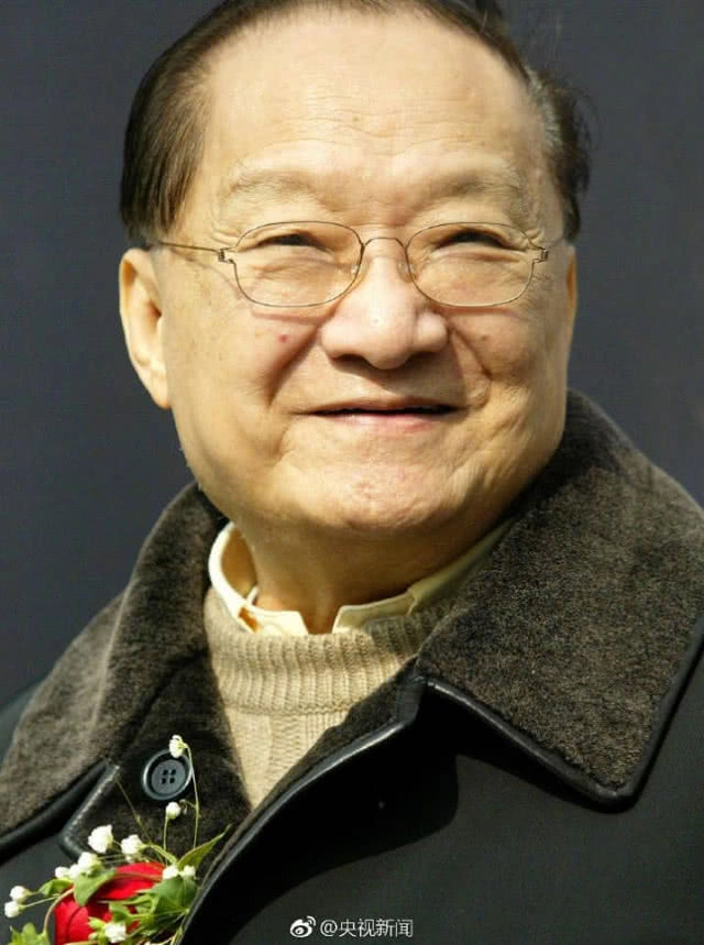 "กิมย้ง" ผู้เขียนเรื่อง "มังกรหยก" เสียชีวิตด้วยวัย 94 ปี