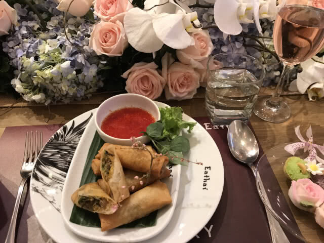 "กรุ่นกลิ่นหอมหวาน อาหารดอกไม้"
