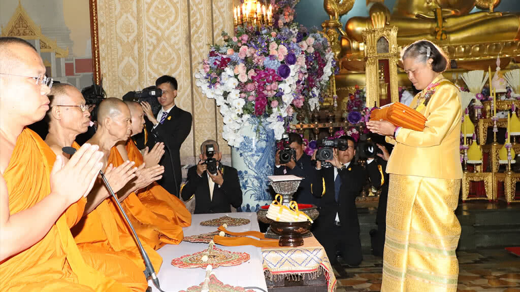 สมเด็จพระเทพฯ เสด็จฯ ถวายผ้าพระกฐิน "วัดเบญจมบพิตร-วัดราชโอรสาราม"