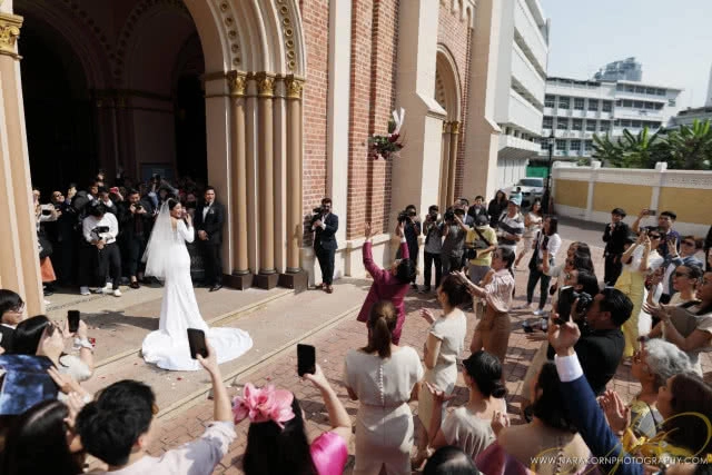 "พิตต้า" ฉลองแต่งแฟนหนุ่ม "อ๊อบ พลช" หลังคบยาว 13 ปี!