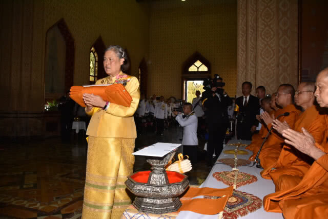 สมเด็จพระเทพฯ เสด็จฯ ถวายผ้าพระกฐิน "วัดเบญจมบพิตร-วัดราชโอรสาราม"