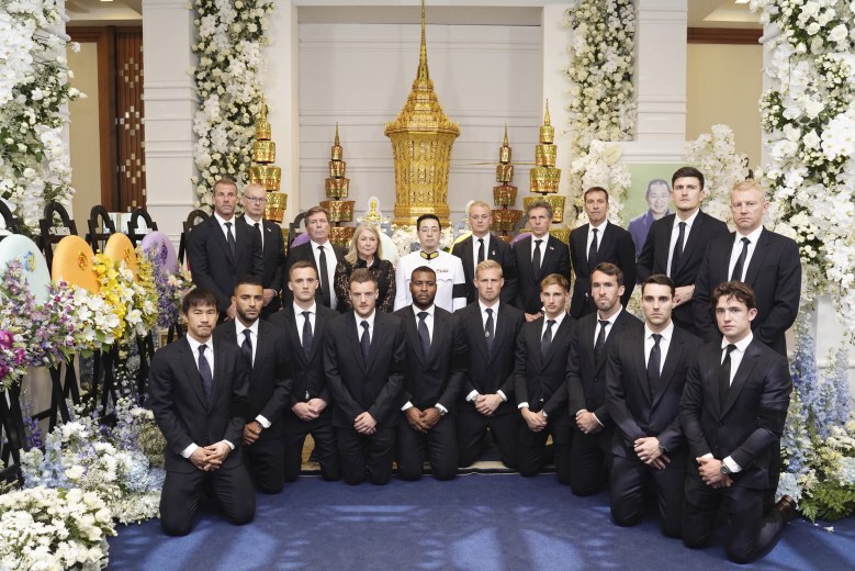 ซูมพระเครื่อง "แคสเปอร์ ชไมเคิล" ห้อยคอ