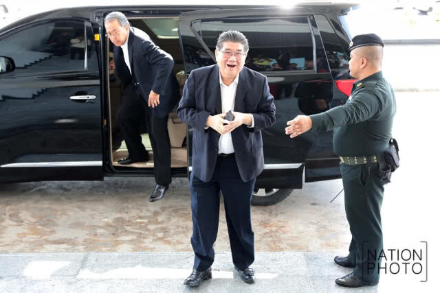 "โอ๊ค" ปฏิเสธ คดีฟอกเงินทุจริต ธ.กรุงไทย 10ล้านปัดตอบ สังกัดพรรคไทยรักษาชาติ