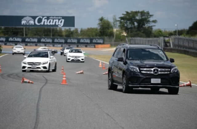 "Mercedes-AMG Driving Experience"