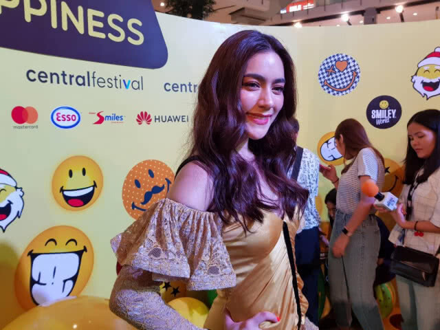 "คิมเบอร์ลี่" รับคุย "หมาก" เรื่องงานแต่ง แต่ไม่ใช่เร็วๆนี้