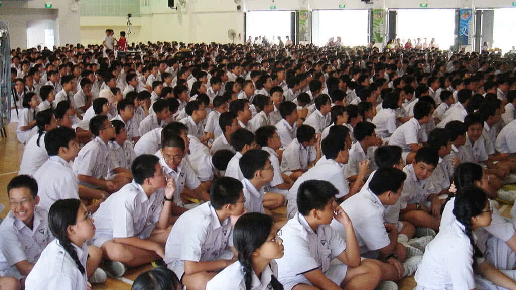 แฉนักเรียนผีเส้นทางเลื่อนขั้นผอ.โรงเรียน