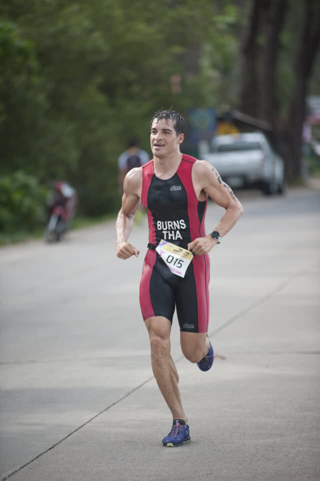 2 นักไตรกีฬาชาวไทย จเร เจียรนัย,ดาลิ่ง อารดา คว้ารางวัลในTrang Sport Series
