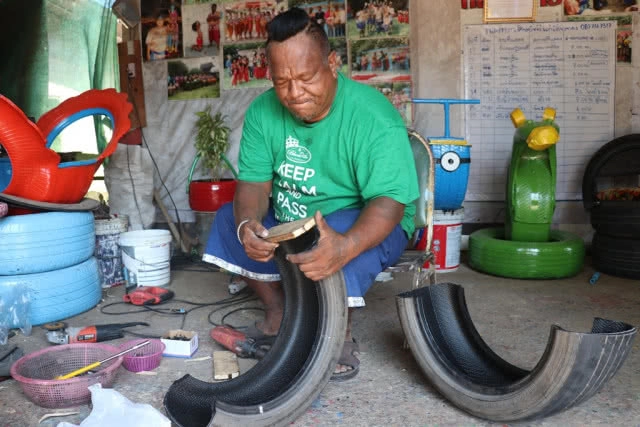 ยางรถยนต์ประดิษฐ์สร้างรายได้เสริมในครัวเรือน