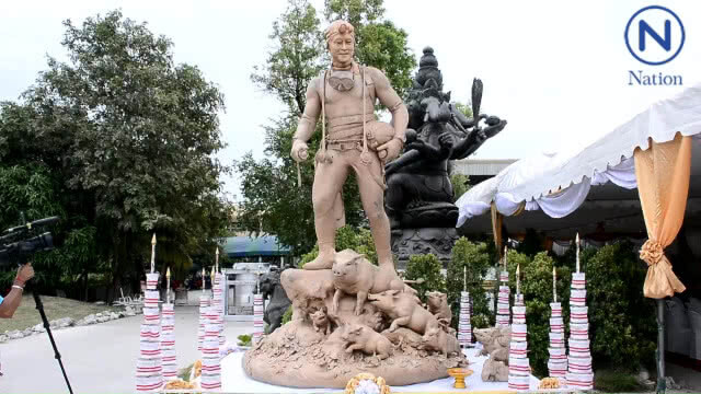 "อ.เฉลิมชัย" บวงสรวงเททองหล่อสัมฤทธิ์รูปเหมือน "จ่าแซม "วีรบุรุษถ้ำหลวง