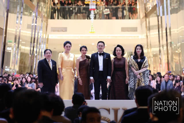 เนรมิตมหาปรากฏการณ์ งานเปิดเมืองไอคอนสยาม