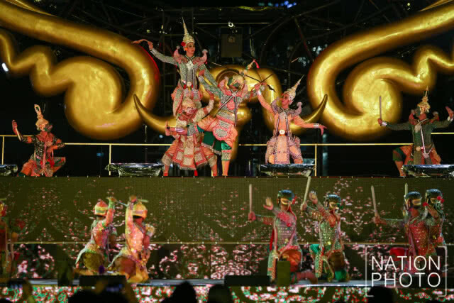 เนรมิตมหาปรากฏการณ์ งานเปิดเมืองไอคอนสยาม