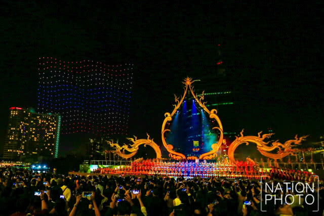 เนรมิตมหาปรากฏการณ์ งานเปิดเมืองไอคอนสยาม