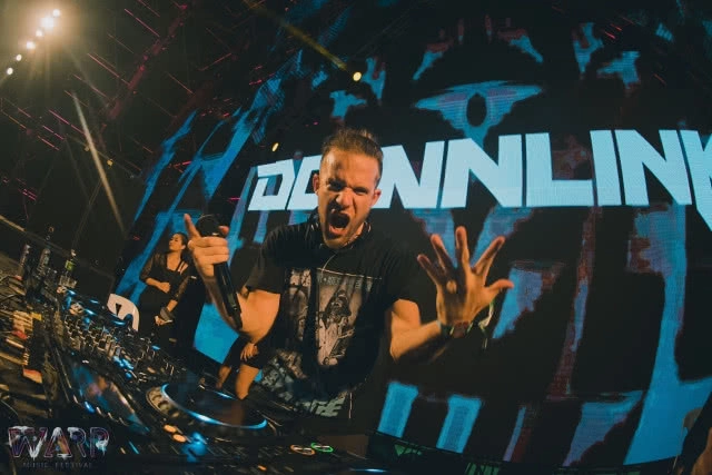 ส่งสาวกขึ้นยาน KULOV Presents WARP Music Festival 2018