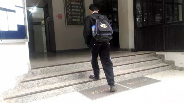 ผอ.โรงเรียนสาประกาศยกเลิกประกาศสั่งเด็กใส่เสื้อหนาวโรงเรียน